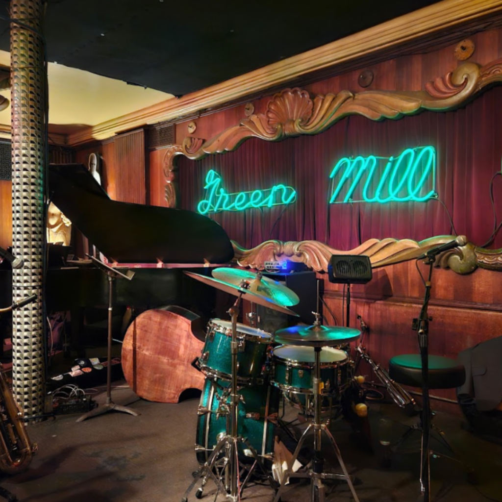green mill cocktail lounge