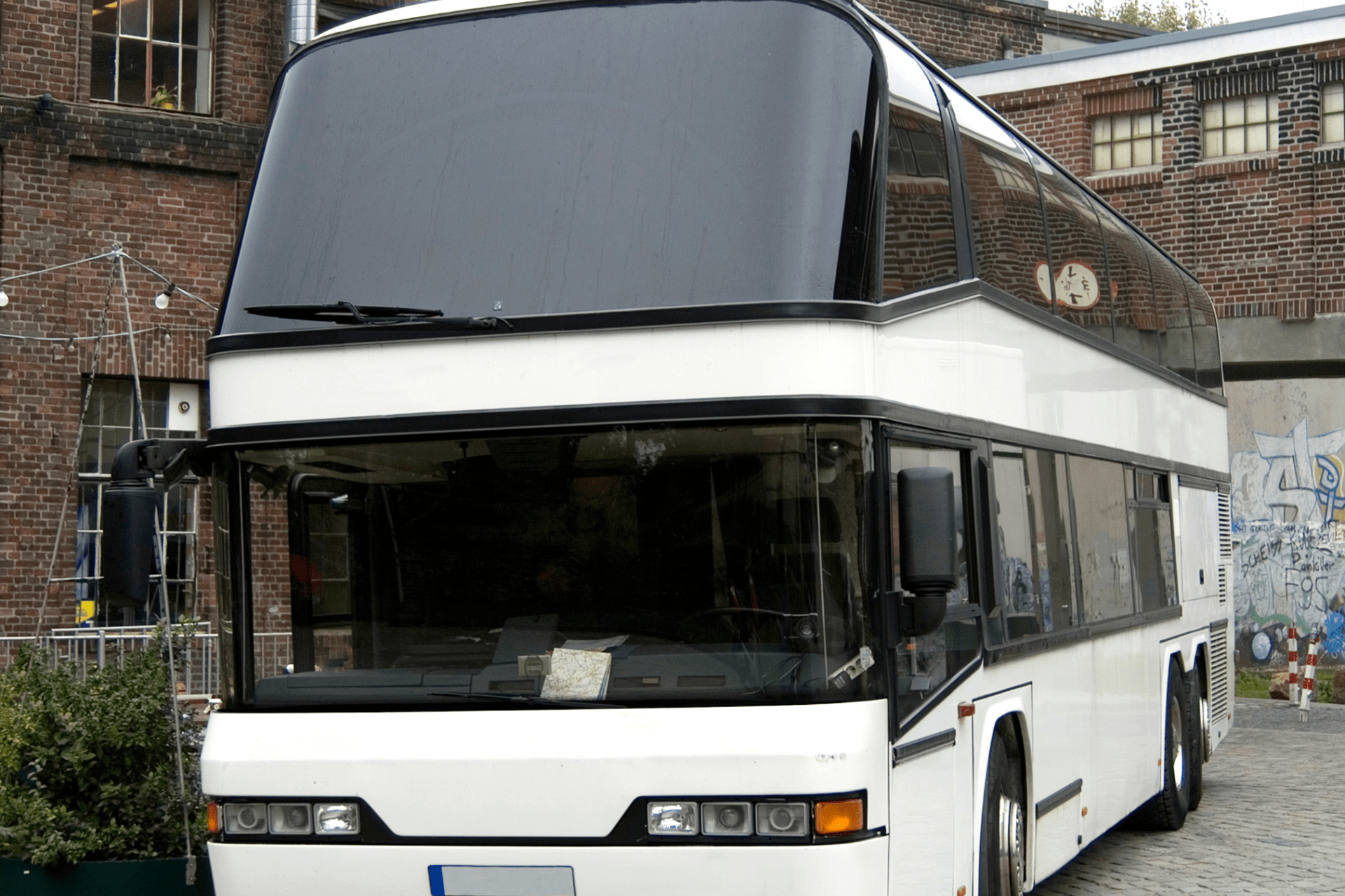 how to plan a band tour