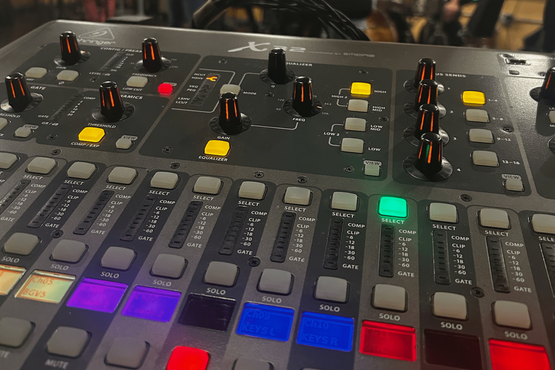 what is a recording studio